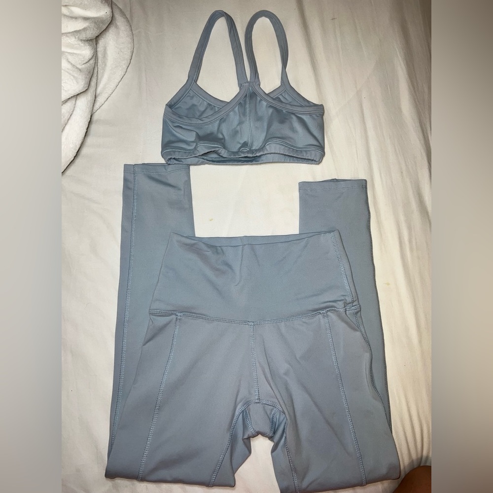 Morgan Stewart sport x La collective teal leggings and bra